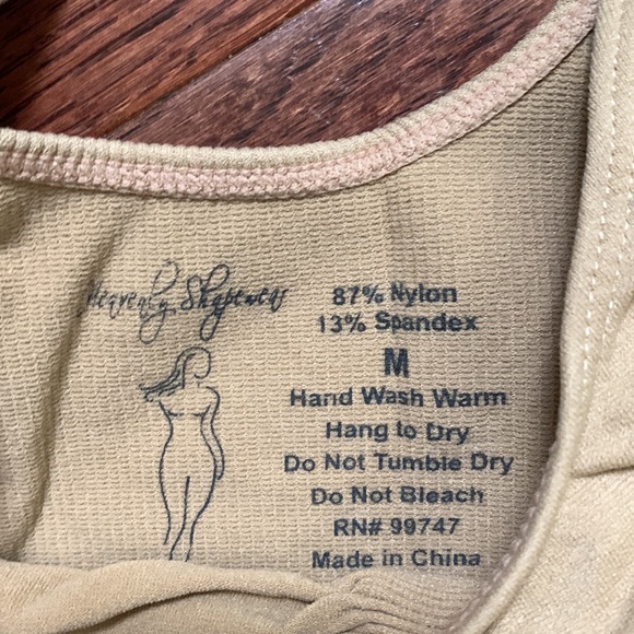 Heavenly Shapewear Tank Top - Picture 2 of 3